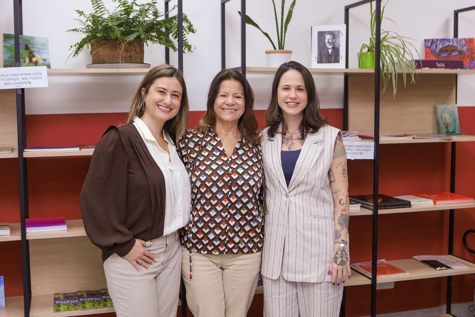 A moment of celebration at the MADÁ Institute launch, at HUB ES+, in Vitória.